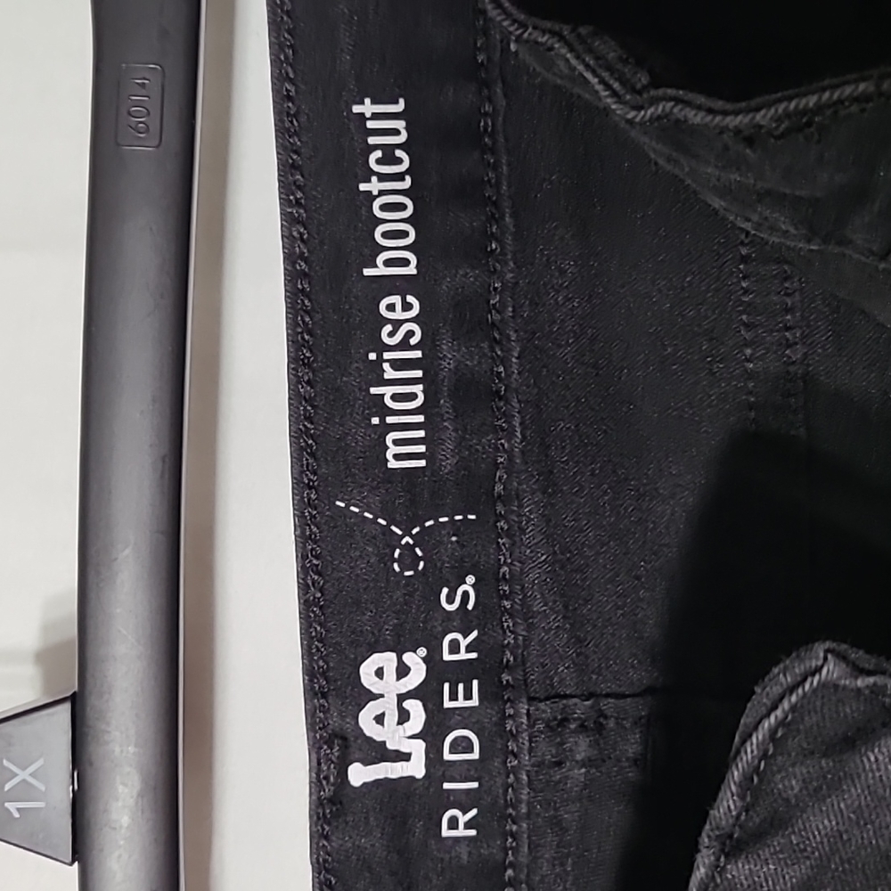 Lee Riders Jeans - Picture 3 of 6